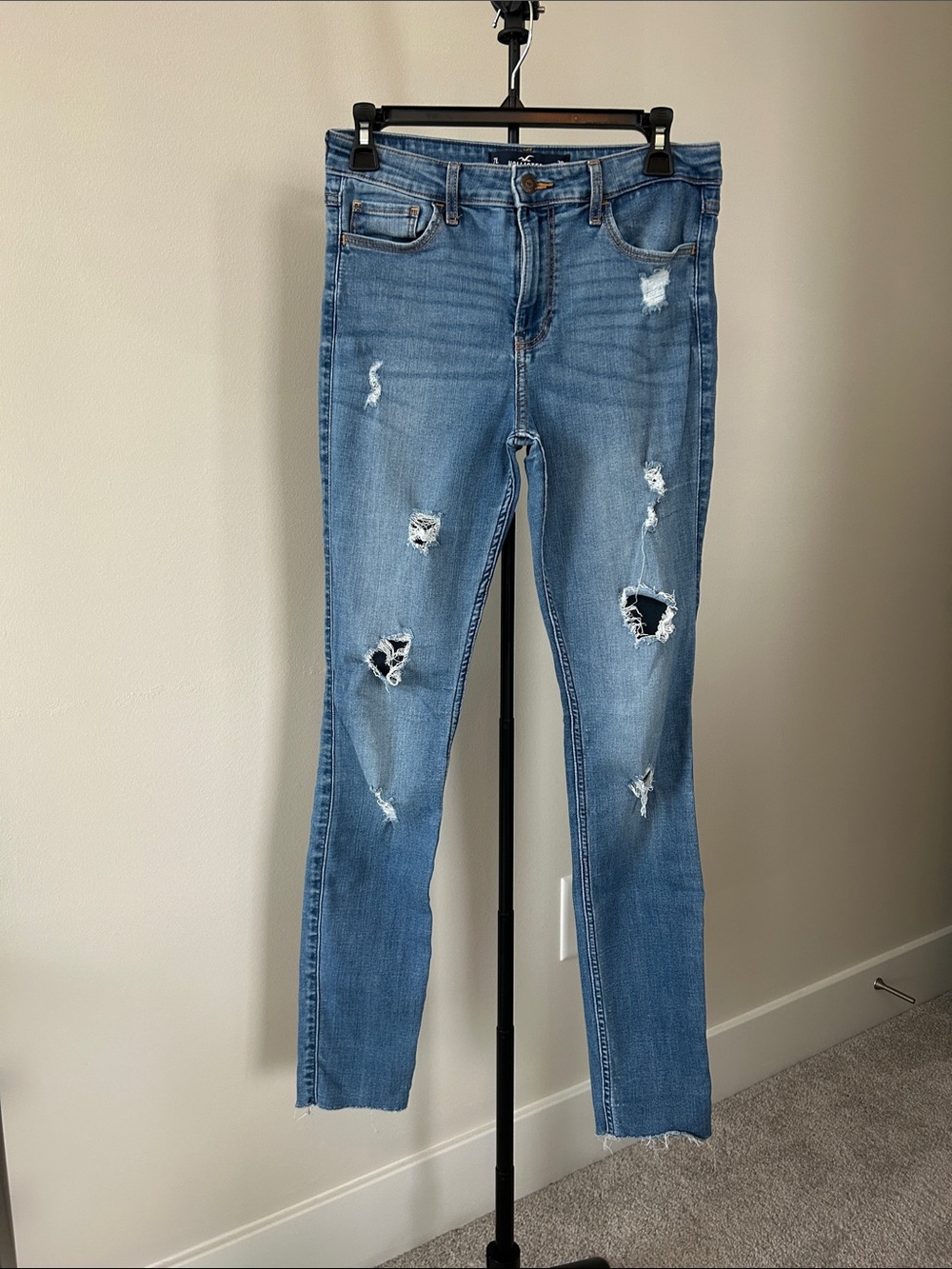Hollister Light Blue Women's Ripped Skinny Jeans